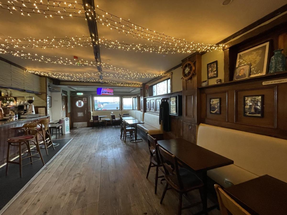 The Ferry Inn Турсо Экстерьер фото